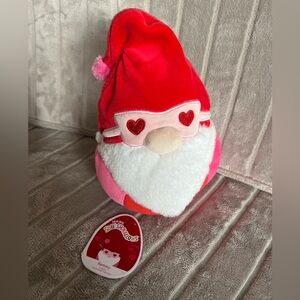 Squishmallows 8” Valentine’s Day Gnome